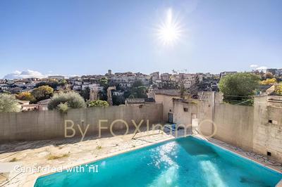 Maison - 166 m² - 6 pièces