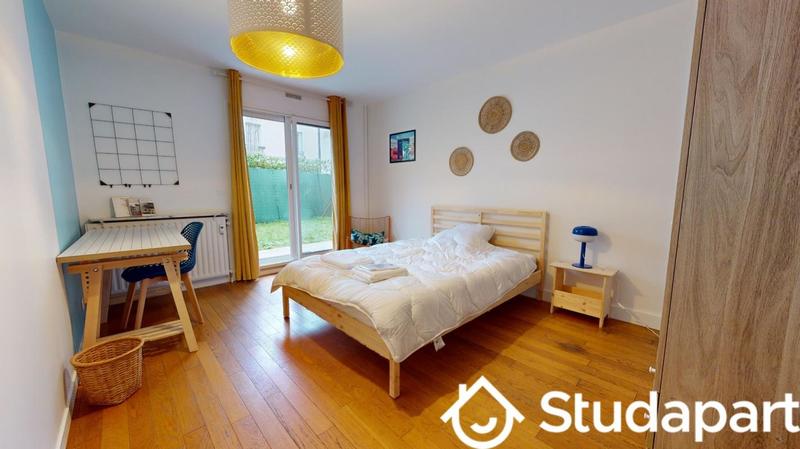 Chambre - 10 m² - 1 pièce