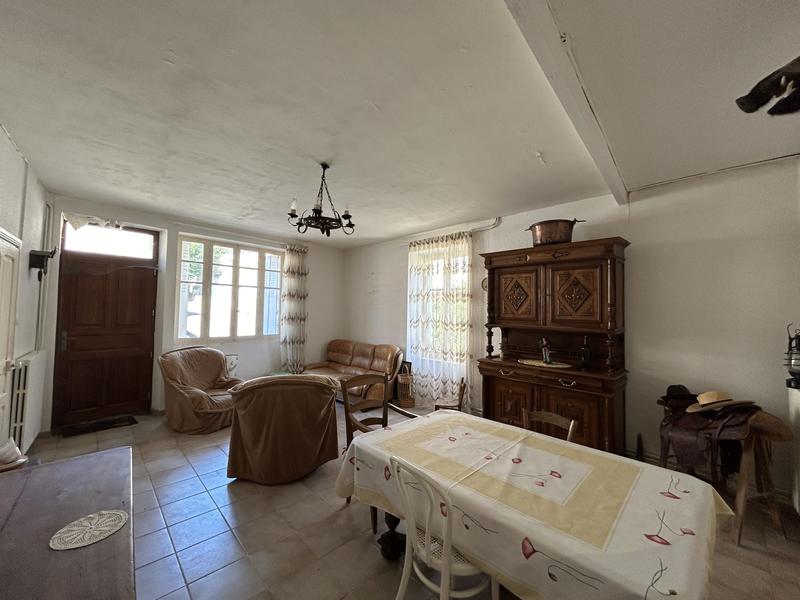Maison ancienne - 156 m² - 8 pièces