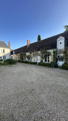 Maison - 323 m² - 12 pièces