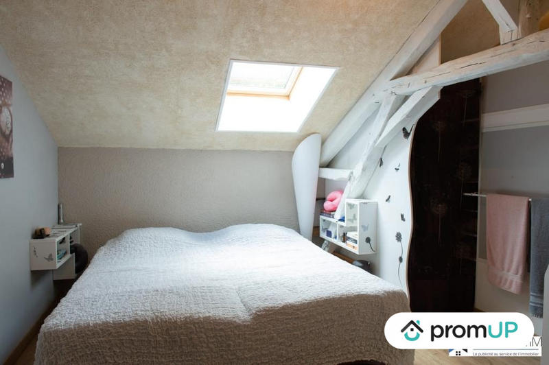 Maison ancienne - 222 m² - 8 pièces