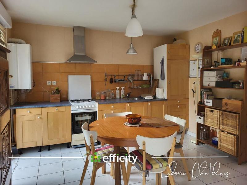 Maison - 94 m² - 4 pièces