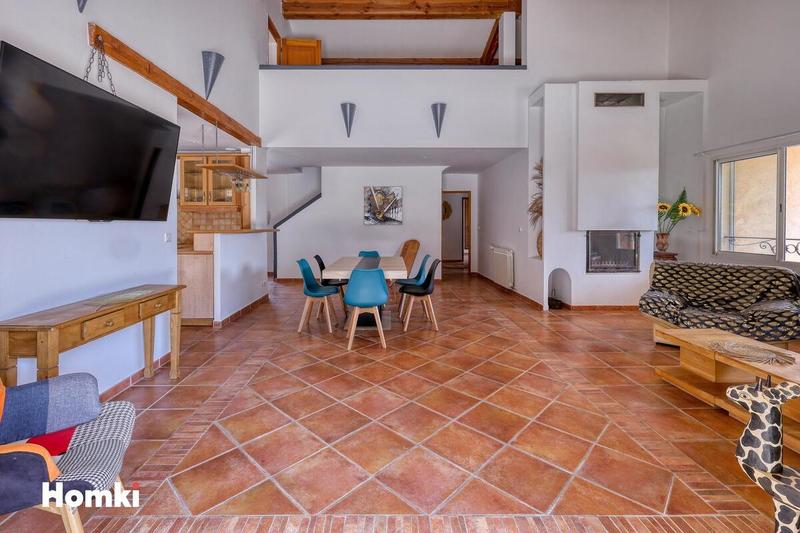 Villa - 178 m² - 6 pièces