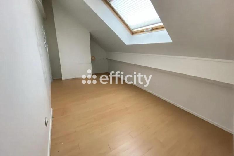 Maison - 148 m² - 6 pièces