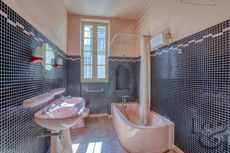 Maison - 175 m² - 7 pièces