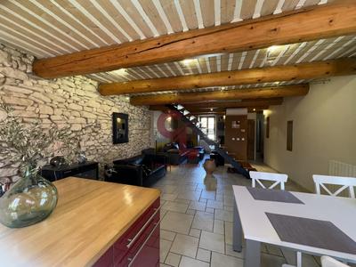 Maison - 270 m² - 6 pièces