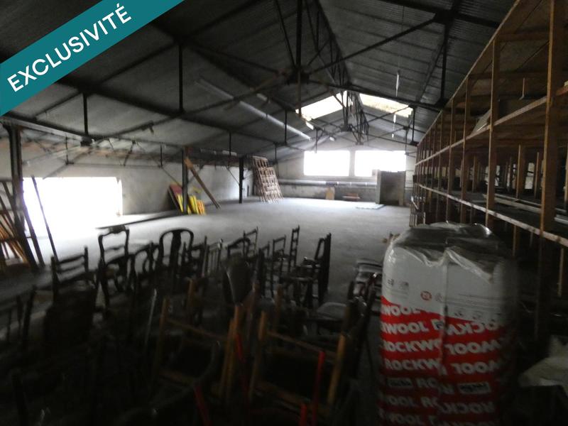 Local commercial - 2 200 m² - 8 pièces
