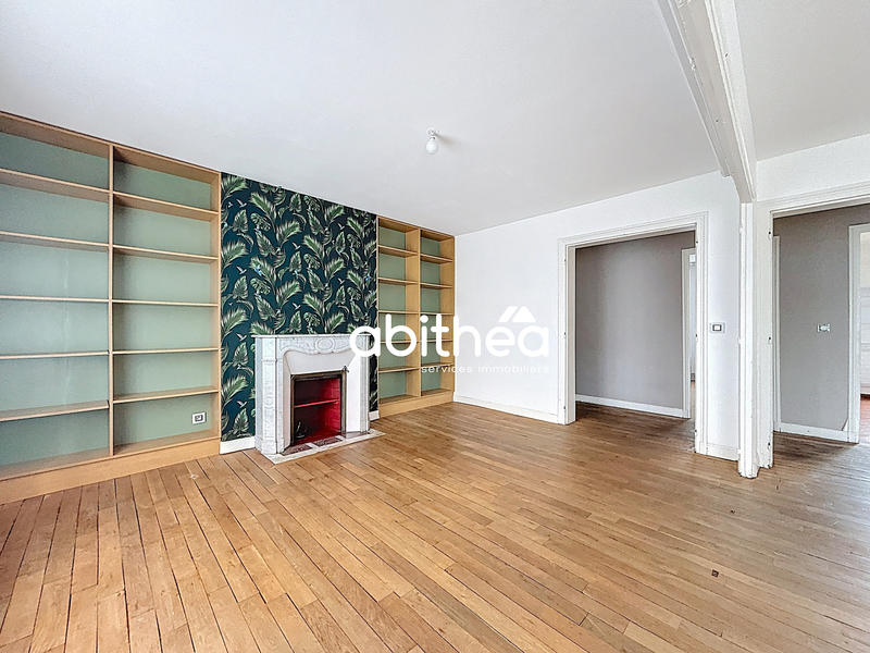 Appartement - 126 m² - 6 pièces