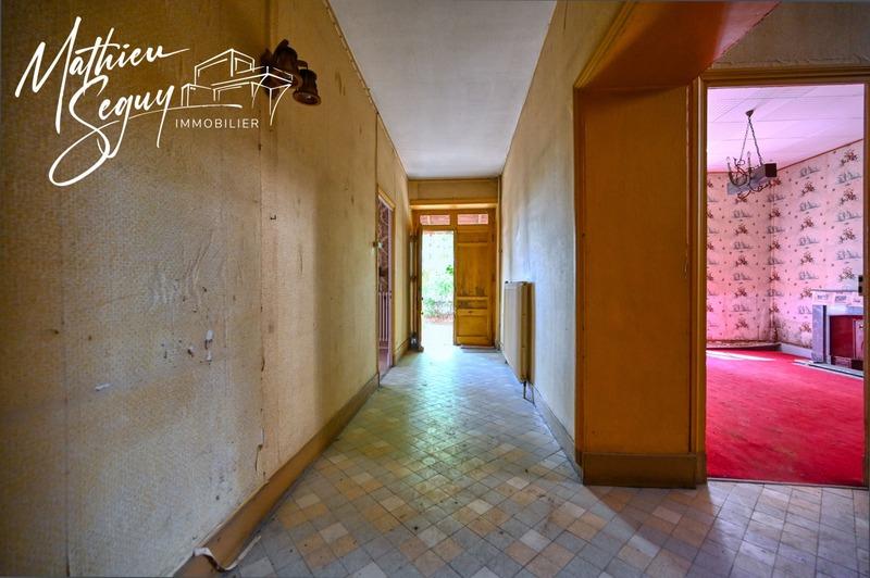 Appartement - 111 m² - 5 pièces