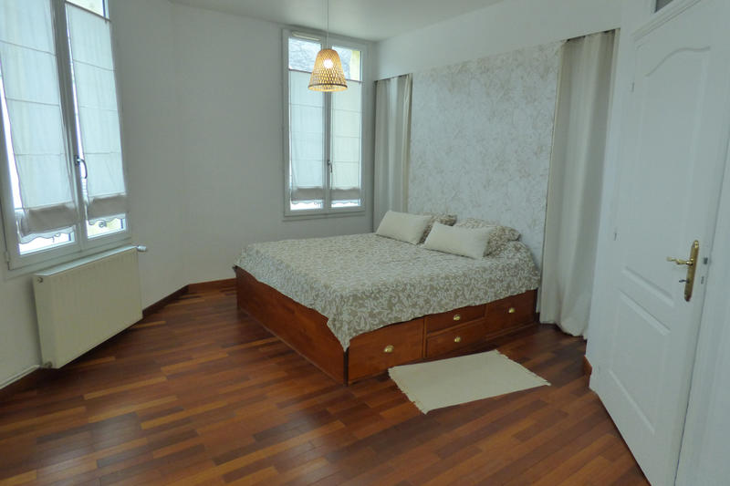 Maison de ville - 285 m² - 9 pièces