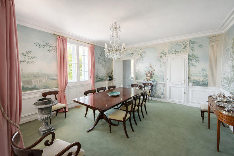 Appartement bourgeois - 208 m² - 5 pièces