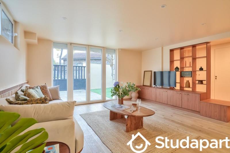 Chambre - 11 m² - 1 pièce