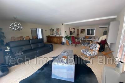 Villa - 306 m² - 8 pièces