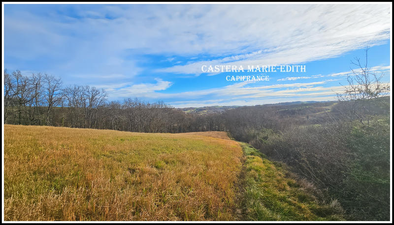 Terrain constructible - 9 886 m²