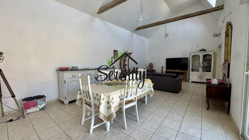 Maison ancienne - 195 m² - 10 pièces