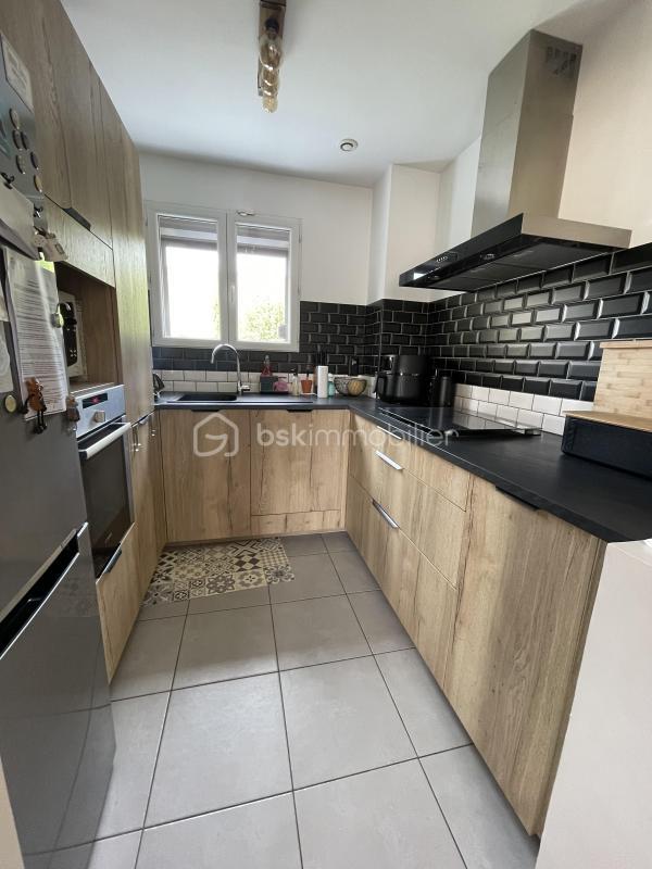 Pavillon - 100 m² - 5 pièces