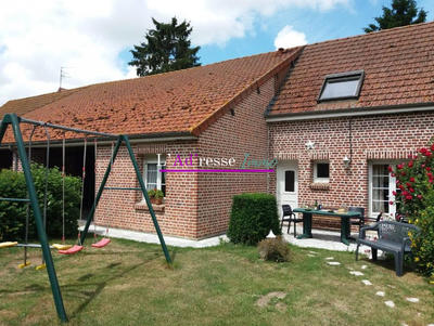 Maison - 300 m² - 21 pièces