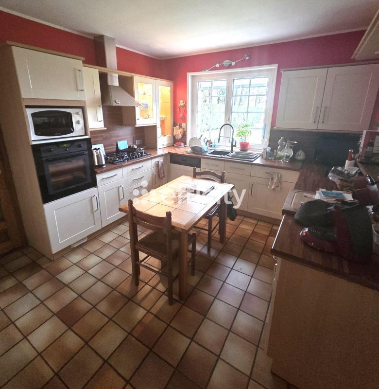 Maison - 162 m² - 7 pièces