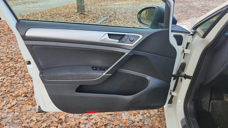 Volkswagen Golf VII 1.6 Tdi 105 Cup - Toit ouvrant
