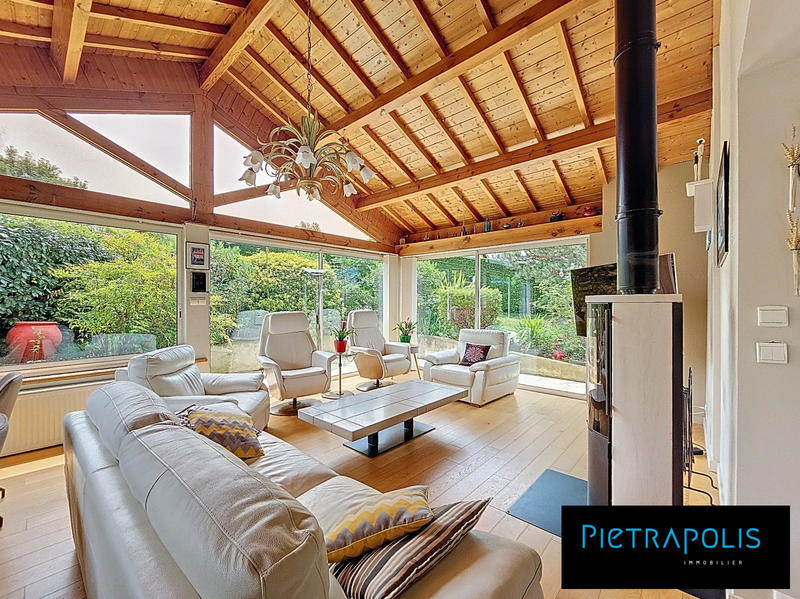 Maison - 154 m² - 5 pièces