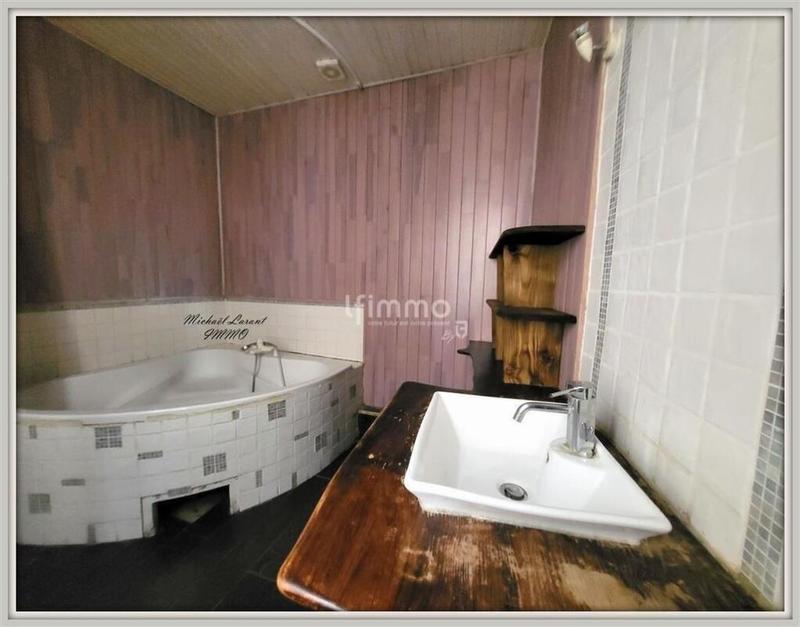 Maison en pierre - 146 m² - 6 pièces