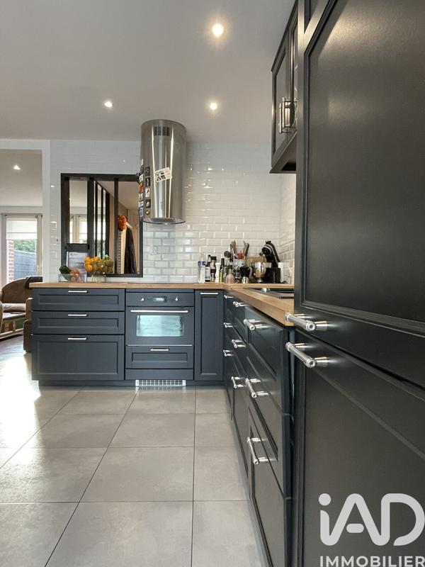 Maison - 94 m² - 4 pièces