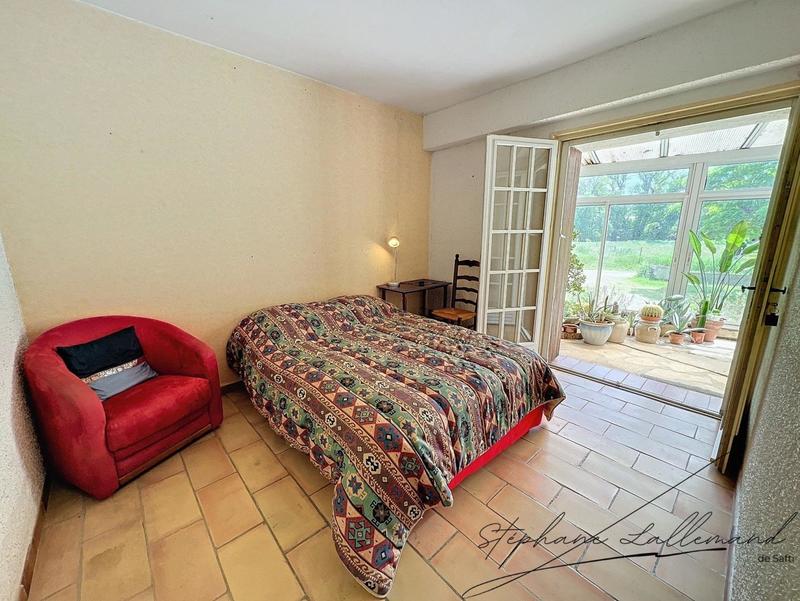 Maison - 190 m² - 10 pièces