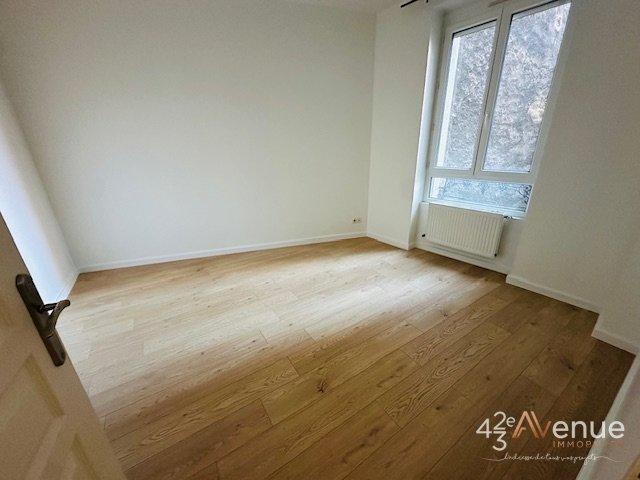 Appartement - 106 m² - 3 pièces