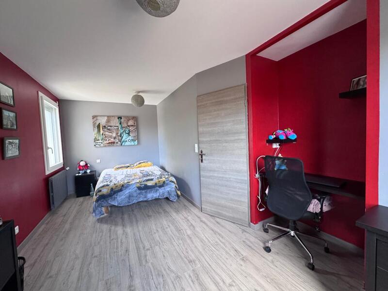 Maison - 179 m² - 5 pièces