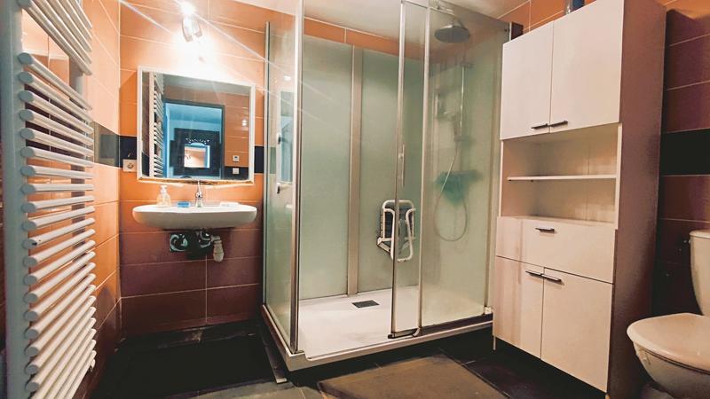 Maison - 162 m² - 8 pièces