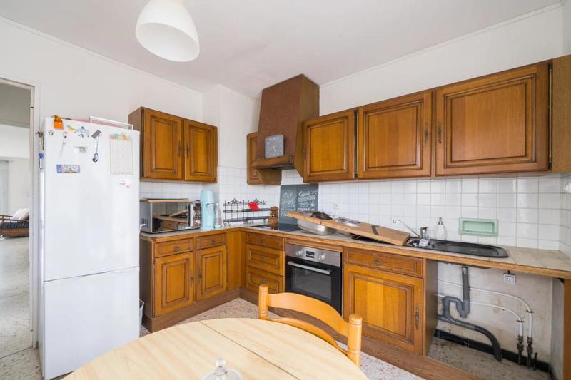 Maison - 170 m² - 8 pièces