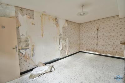 Maison - 217 m² - 3 pièces