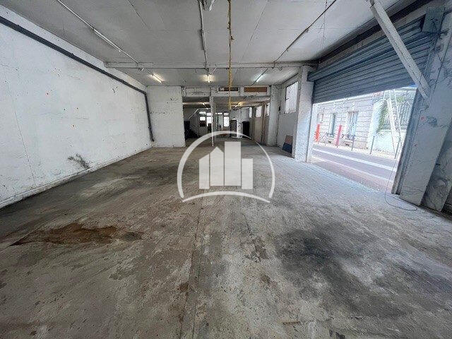 Local commercial - 240 m²