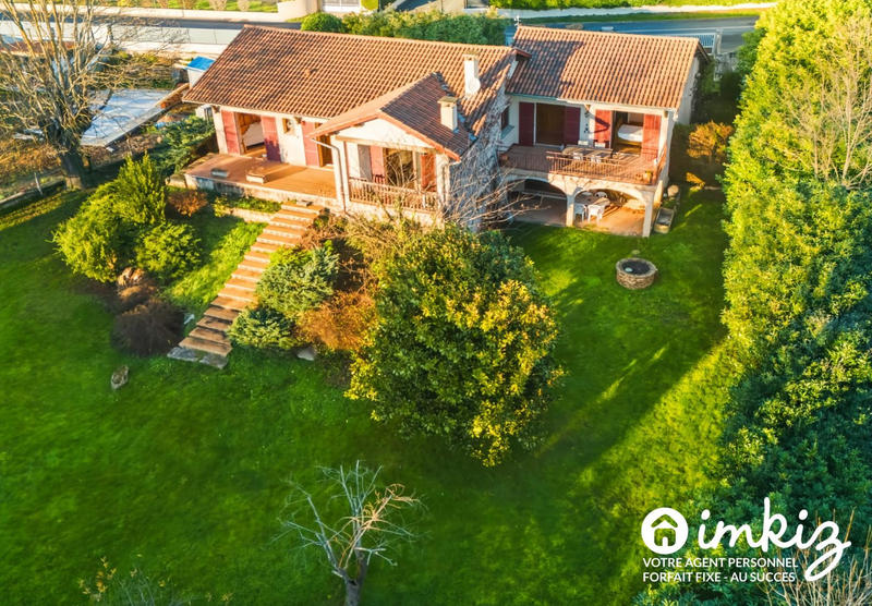 Maison - 190 m² - 7 pièces