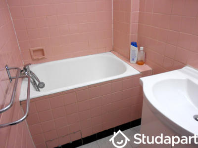 Chambre - 9 m² - 1 pièce