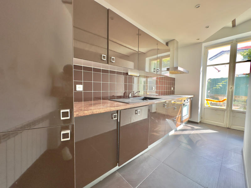 Appartement - 70 m² - 3 pièces