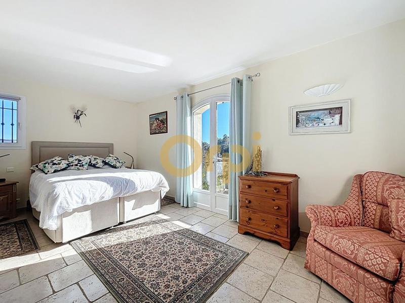 Maison - 140 m² - 4 pièces