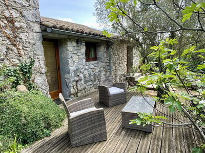 Propriété - 447 m² - 17 pièces