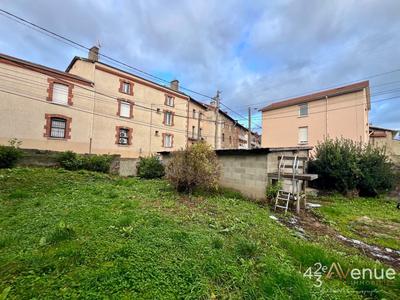 Immeuble - 150 m² - 2 pièces