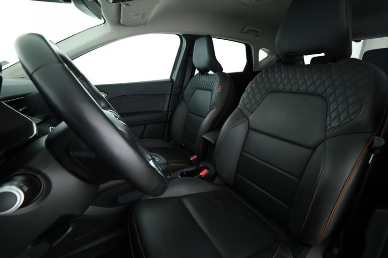 Renault Captur 1.6 E-Tech Plug-in Initiale Paris 160 ch