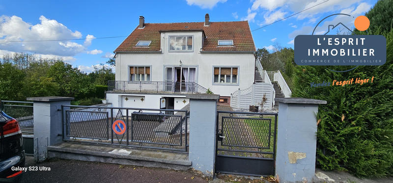 Maison - 180 m² - 7 pièces