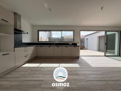 Maison - 144 m² - 5 pièces