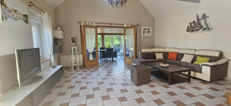 Maison - 189 m² - 9 pièces