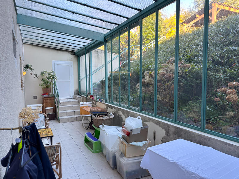 Maison - 203 m² - 6 pièces