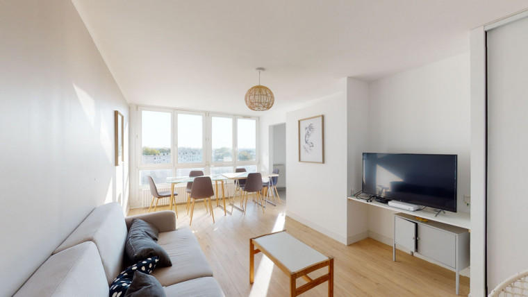 Appartement - 80 m² - 4 pièces