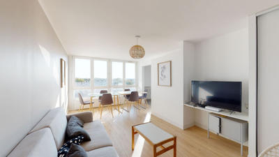 Appartement - 80 m² - 4 pièces