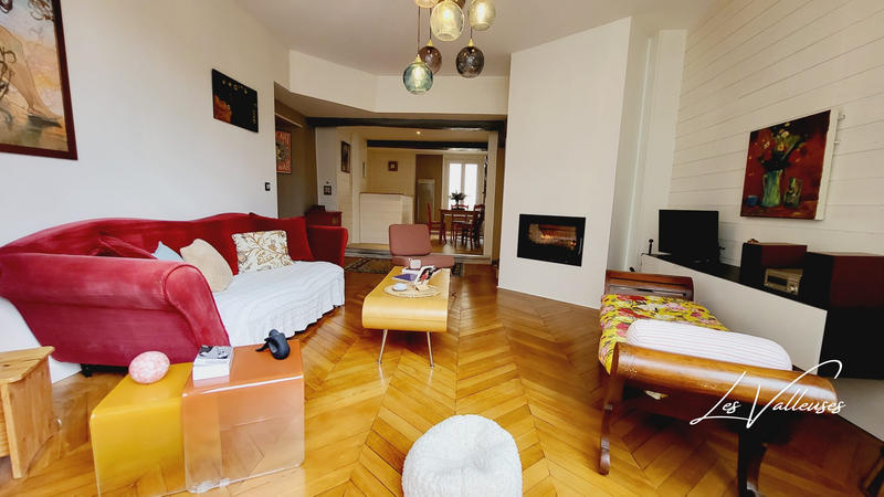 Appartement - 125 m² - 4 pièces