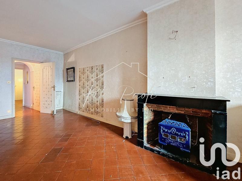 Maison - 203 m² - 9 pièces