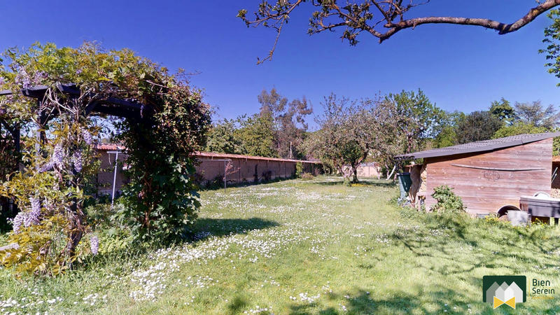 Maison - 180 m² - 8 pièces