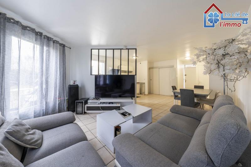 Appartement - 84 m² - 4 pièces